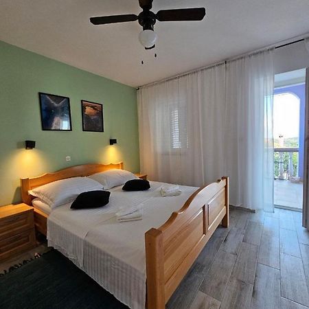 Apartman Lila Čunski Dış mekan fotoğraf