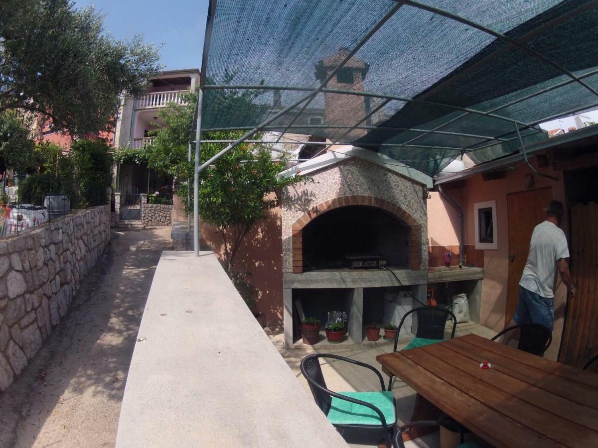 Apartman Lila Čunski Dış mekan fotoğraf